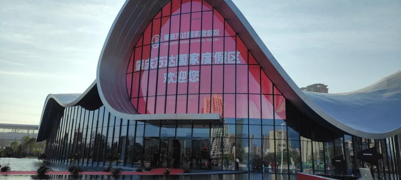 領域賦能 | 華邦瀛LED貼膜屏，高效拓展應用空間